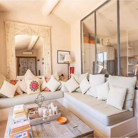 Lejlighed Appt Moderne- Ac-2Br-3P - Beach 5Min-St-Tropez *